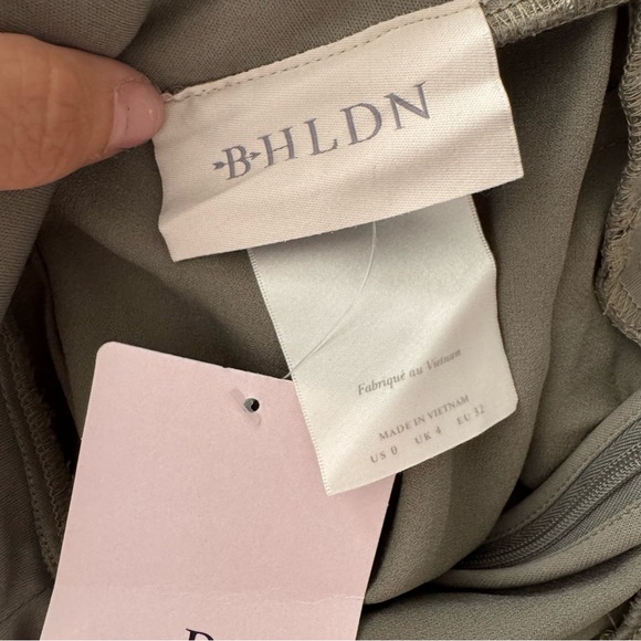 BHLDN NWT Anthropologie Piper V-Neck Side Slit Satin Gown Dress Size 0 Moss - Picture 6 of 10
